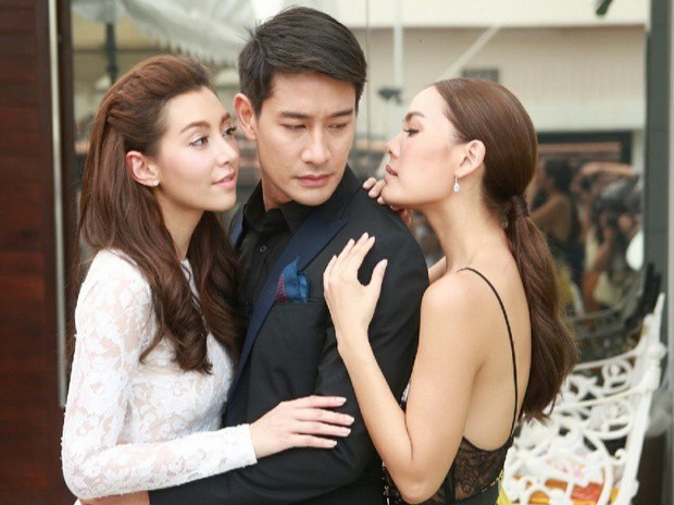 Chồng báo đi công tác dài ngày với hành lí nặng trịch, ngờ đâu mấy hôm sau cô bạn thân từ hồi mẫu giáo gọi cho vợ thông báo một tin động trời - Ảnh 1. Chồng báo đi công tác dài ngày với hành lí nặng trịch, ngờ đâu mấy hôm sau cô bạn thân từ hồi mẫu giáo gọi cho vợ thông báo một tin động trời - Ảnh 1.