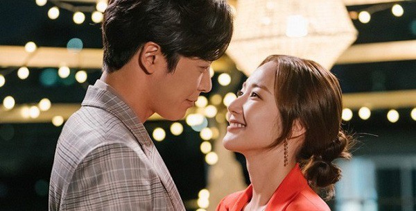 Bí quyết thu hút đàn ông: Chỉ cần ngồi im mà con tim anh ta cũng muốn ngừng đập mới là nghệ thuật - Ảnh 1. Bí quyết thu hút đàn ông: Chỉ cần ngồi im mà con tim anh ta cũng muốn ngừng đập mới là nghệ thuật - Ảnh 1.