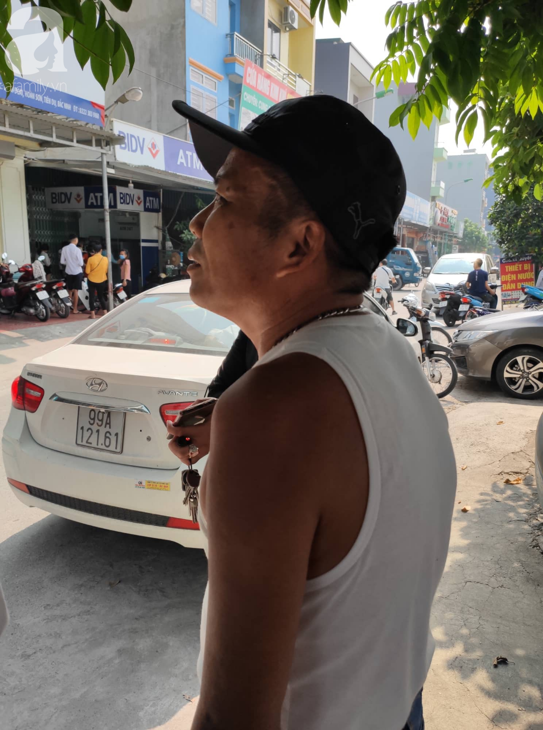 Vụ bé trai 3 tuổi nghi bị bỏ quên suốt 7 tiếng trên xe: Trường mầm non ra thông báo bất ngờ, phụ huynh hoang mang - Ảnh 3. Vụ bé trai 3 tuổi nghi bị bỏ quên suốt 7 tiếng trên xe: Trường mầm non ra thông báo bất ngờ, phụ huynh hoang mang - Ảnh 3.