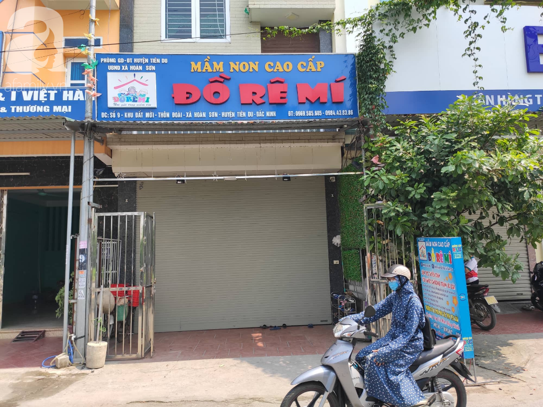 Vụ bé trai 3 tuổi nghi bị bỏ quên suốt 7 tiếng trên xe: Trường mầm non ra thông báo bất ngờ, phụ huynh hoang mang - Ảnh 5. Vụ bé trai 3 tuổi nghi bị bỏ quên suốt 7 tiếng trên xe: Trường mầm non ra thông báo bất ngờ, phụ huynh hoang mang - Ảnh 5.