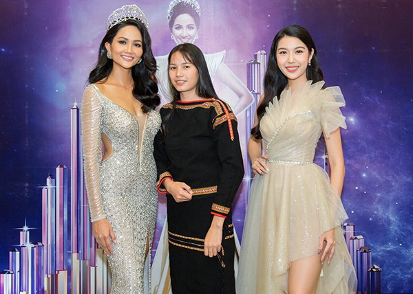 Chân dung thí sinh 18 tuổi được HHen Niê hậu thuẫn đi thi Hoa hậu Hoàn vũ Việt Nam 2019 - Ảnh 3.