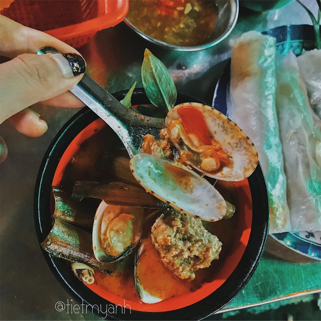 Phở chua và những món ăn lạ vị hút khách ở TP.HCM - Ảnh 6. Phở chua và những món ăn lạ vị hút khách ở TP.HCM - Ảnh 6.