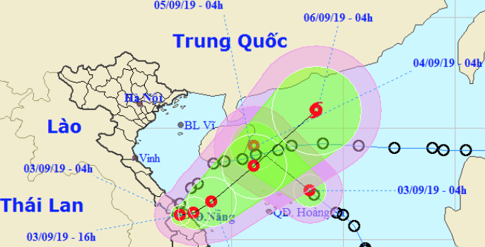Áp thấp nhiệt đới vào Quảng Trị gây mưa rất to, một áp thấp khác nối đôi vào biển Đông - Ảnh 1. Áp thấp nhiệt đới vào Quảng Trị gây mưa rất to, một áp thấp khác nối đôi vào biển Đông - Ảnh 1.