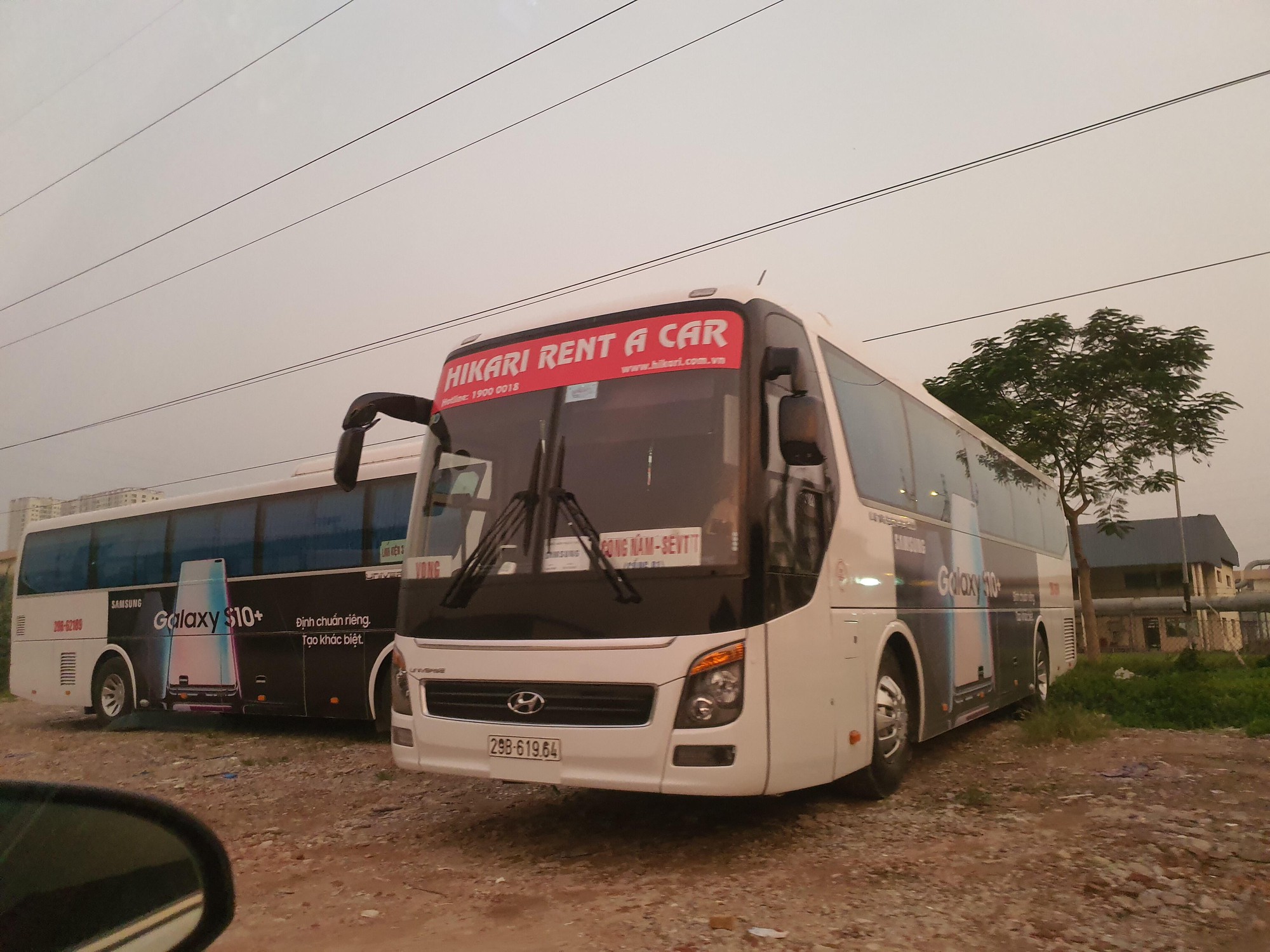 Hà Nội: Bãi xe lậu rộng hàng nghìn m2, chính quyền không hay biết? - Ảnh 3. Hà Nội: Bãi xe lậu rộng hàng nghìn m2, chính quyền không hay biết? - Ảnh 3.