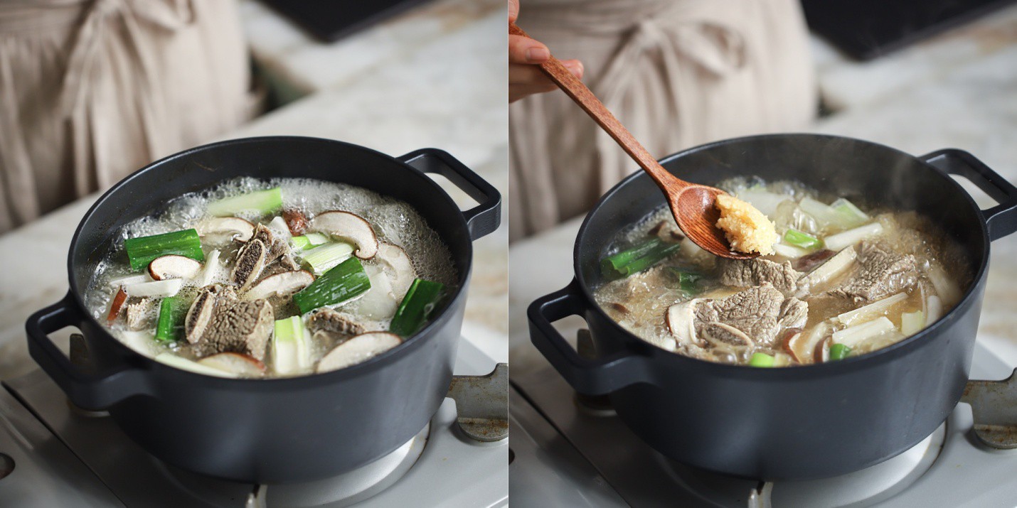 Học người Hàn cách nấu canh sườn ngọt thơm lạ miệng, ăn là thích ngay - Ảnh 4. Học người Hàn cách nấu canh sườn ngọt thơm lạ miệng, ăn là thích ngay - Ảnh 4.