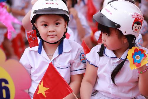 Honda Việt Nam trao tặng Mũ bảo hiểm cho học sinh lớp Một toàn quốc năm học 2019 – 2020 - Ảnh 5.