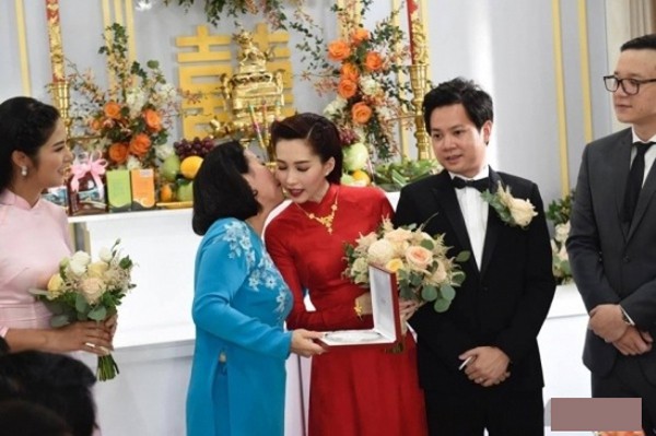 Khoe ảnh mẹ chồng bình dị bên con gái, Hoa hậu Đặng Thu Thảo khẳng định mối quan hệ thân thiết - Ảnh 3.