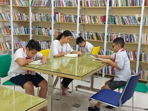 Hải Phòng: Đầu tư 600 triệu đồng xây dựng thư viện đọc sách miễn phí cho người dân  - Ảnh 2.