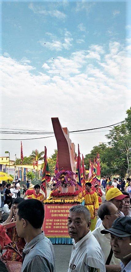 Lễ hội chọi trâu Đồ Sơn 2019 có hiện tượng dùng giấy mời giả bán cho du khách - Ảnh 5.