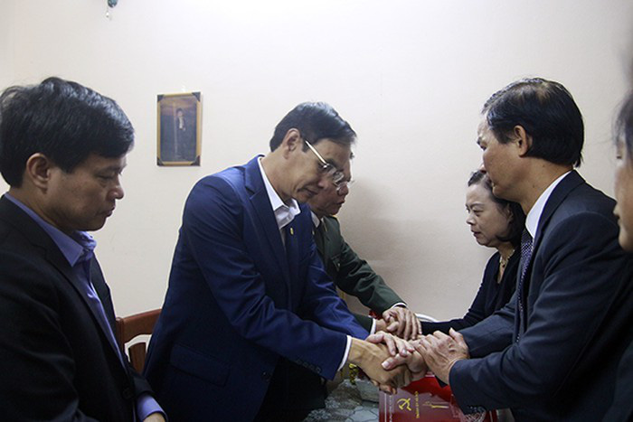 Bố chiến sỹ hy sinh ở Đồng Tâm nhớ về cuộc điện thoại cuối cùng - Ảnh 4. Bố chiến sỹ hy sinh ở Đồng Tâm nhớ về cuộc điện thoại cuối cùng - Ảnh 4.