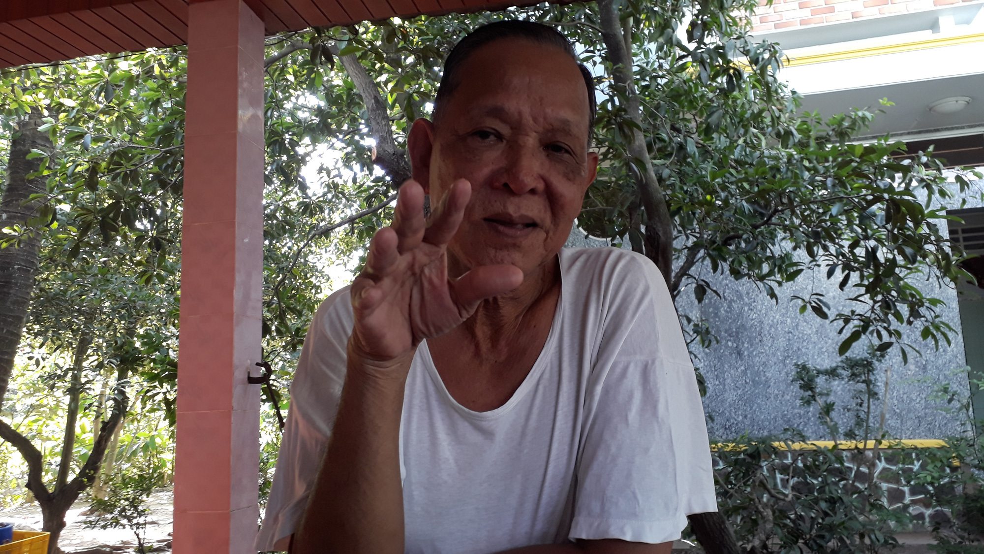 Chuyện hậu cung ít biết của tướng Nguyễn Việt Thành (5): Chồng tướng công an, vợ bán đất cho con chữa bệnh - Ảnh 5. Chuyện hậu cung ít biết của tướng Nguyễn Việt Thành (5): Chồng tướng công an, vợ bán đất cho con chữa bệnh - Ảnh 5.