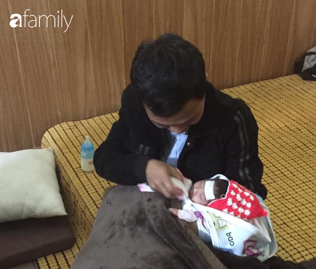 Hưng Yên: Xót xa bé gái sơ sinh tật nguyền bị mẹ giấu trong đống gạch ở cổng chùa - Ảnh 1. Hưng Yên: Xót xa bé gái sơ sinh tật nguyền bị mẹ giấu trong đống gạch ở cổng chùa - Ảnh 1.