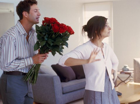 5 dấu hiệu của hôn nhân đã đi đến hồi kết - Ảnh 1.