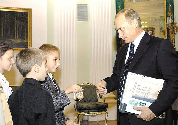 Những hình ảnh chưa từng công bố của Tổng thống Putin - Ảnh 24.