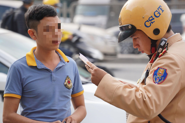 Tết Nguyên đán cận kề, dân nhậu lo lắng mất “cả chì lẫn chài” với mức phạt về nồng độ cồn mới - Ảnh 5.