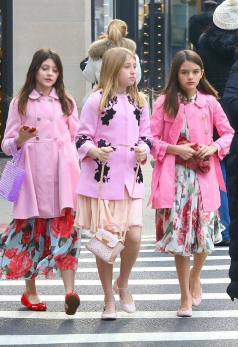 Cô bé Suri Cruise giờ đã trưởng thành và đích thị là một bản sao của mẹ Katie Holmes - Ảnh 4.