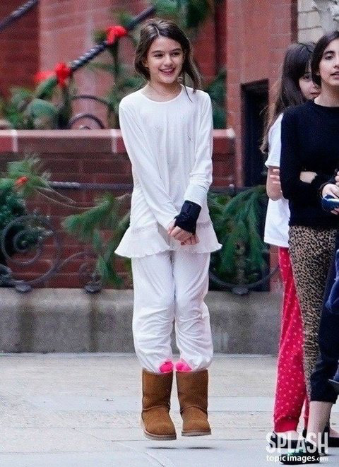 Cô bé Suri Cruise giờ đã trưởng thành và đích thị là một bản sao của mẹ Katie Holmes - Ảnh 5.