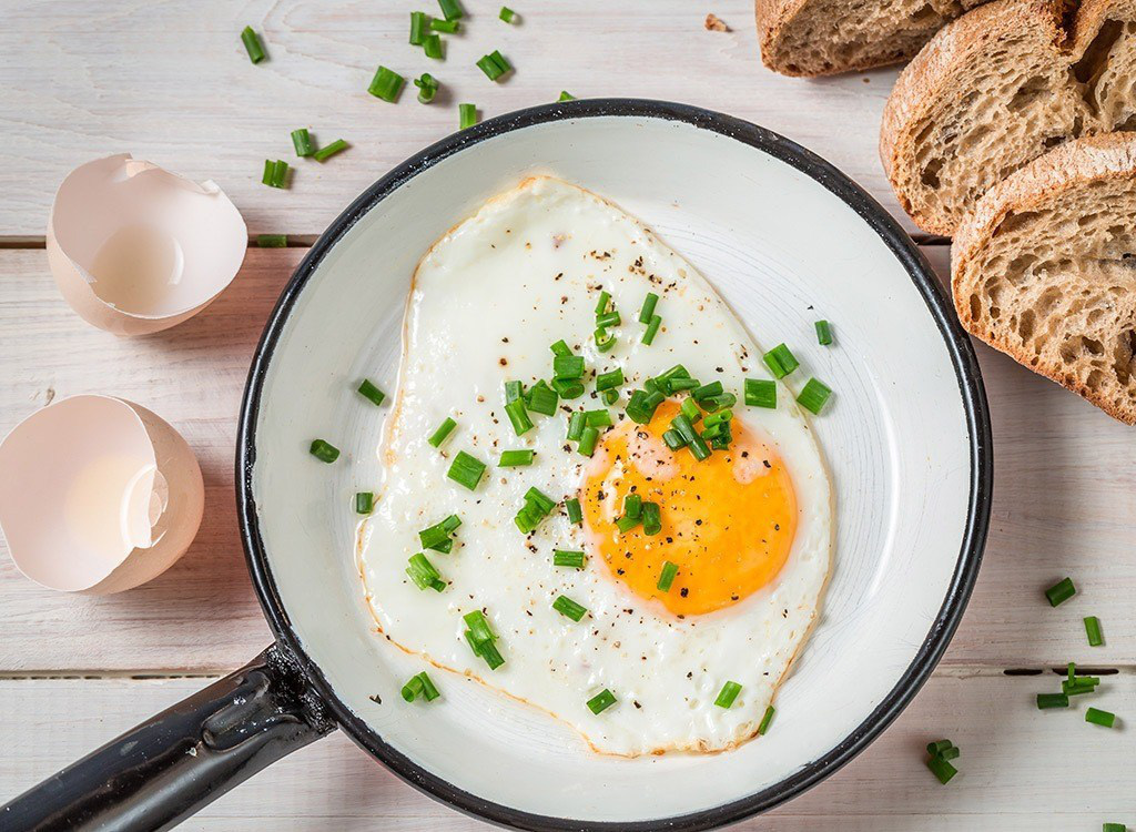 5 thực phẩm bảng A được chuyên gia khuyên dùng để ngăn ngừa ngực teo nhỏ chảy xệ và tiêu diệt khối u ung thư mà chị em nên nhớ - Ảnh 4. 5 thực phẩm bảng A được chuyên gia khuyên dùng để ngăn ngừa ngực teo nhỏ chảy xệ và tiêu diệt khối u ung thư mà chị em nên nhớ - Ảnh 4.