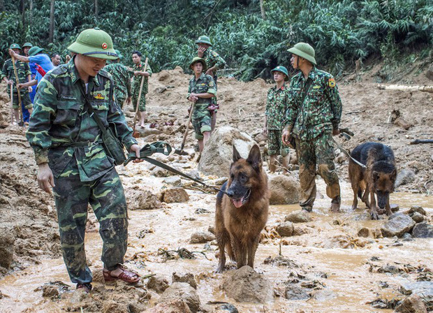 Đoàn cứu hộ Rào Trăng 3 gặp nạn: Tìm thấy thi thể thứ 13 ở trạm kiểm lâm 67 - Ảnh 8.