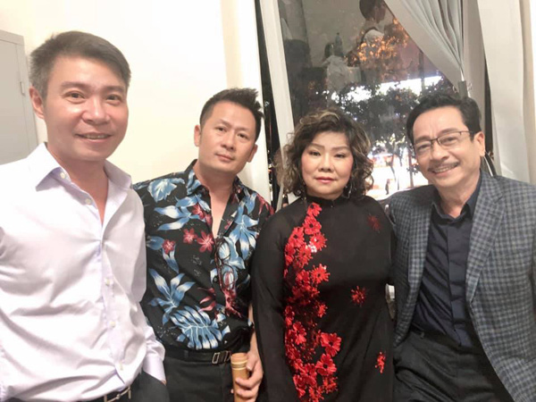Chỉ một đêm nhạc, ca sĩ xứ Nghệ Đinh Hiền Anh thu được 34,2 tỷ ủng hộ đồng bào miền Trung - Ảnh 2.