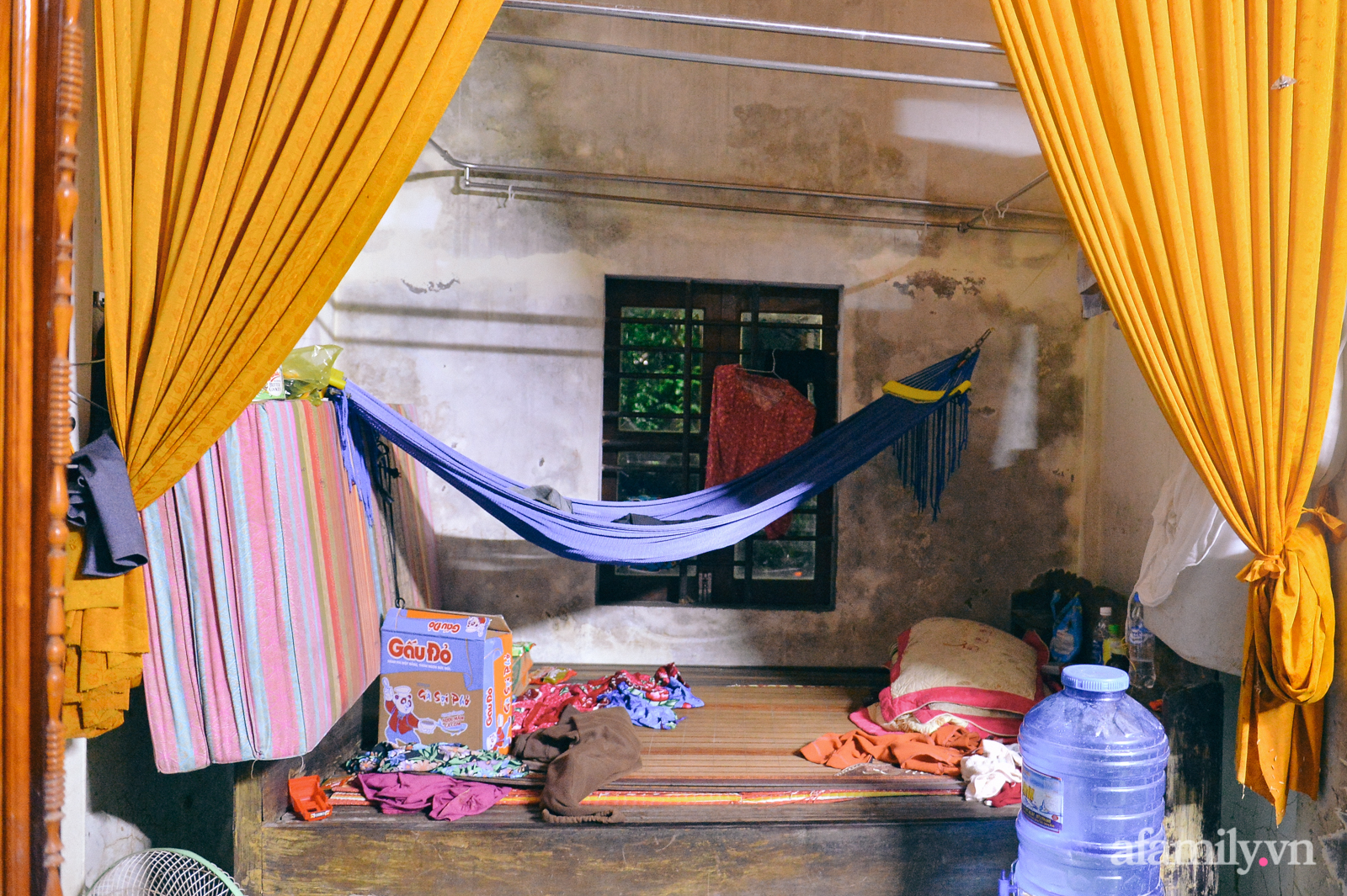 Ký ức người chết hụt trong trận “đại hồng thủy” 70 năm mới thấy một lần: Trải nghiệm cận tử của em bé 4 tuổi, 3 tấn thóc mọc mầm và tinh thần “còn da lông mọc, còn chồi lên cây” - Ảnh 4. Ký ức người chết hụt trong trận “đại hồng thủy” 70 năm mới thấy một lần: Trải nghiệm cận tử của em bé 4 tuổi, 3 tấn thóc mọc mầm và tinh thần “còn da lông mọc, còn chồi lên cây” - Ảnh 4.