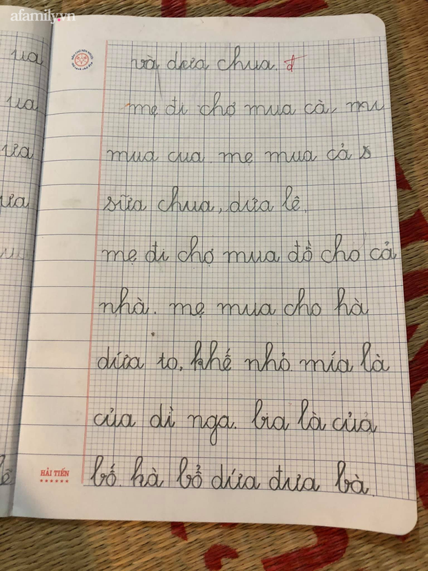 Con học lớp 1 viết chữ siêu chậm và hay sai, mẹ chỉ cần bỏ đi vật dụng đơn giản này là mọi chuyện thay đổi luôn 180 độ - Ảnh 1.