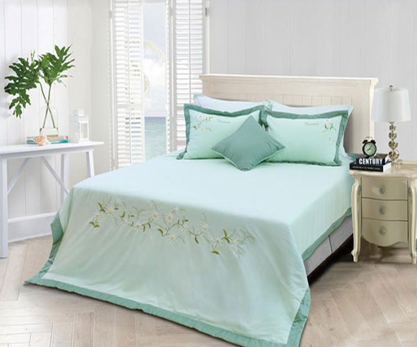Bí quyết trang trí giường ngủ đẹp, chất, an toàn với sức khỏe chỉ với 10 triệu đồng cho gia đình trẻ - Ảnh 4.