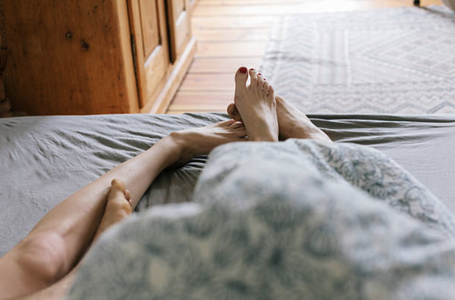 Mê như điếu đổ lúc đầu nhưng bạn gái dễ dàng trao thân khiến tôi thất vọng - Ảnh 1. Mê như điếu đổ lúc đầu nhưng bạn gái dễ dàng trao thân khiến tôi thất vọng - Ảnh 1.