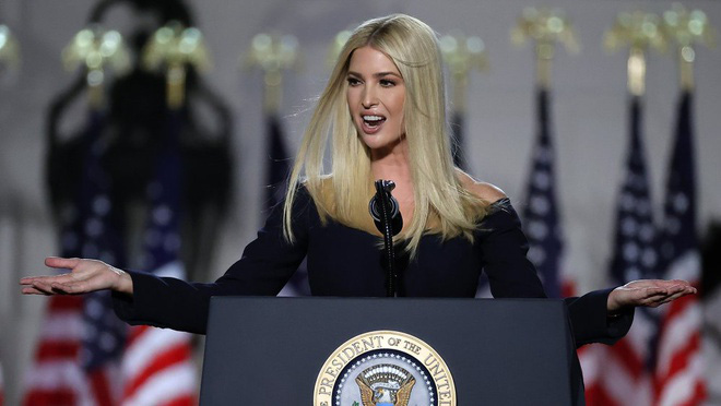 Ivanka Trump thay đổi thế nào từ khi vào Nhà Trắng - Ảnh 3. Ivanka Trump thay đổi thế nào từ khi vào Nhà Trắng - Ảnh 3.