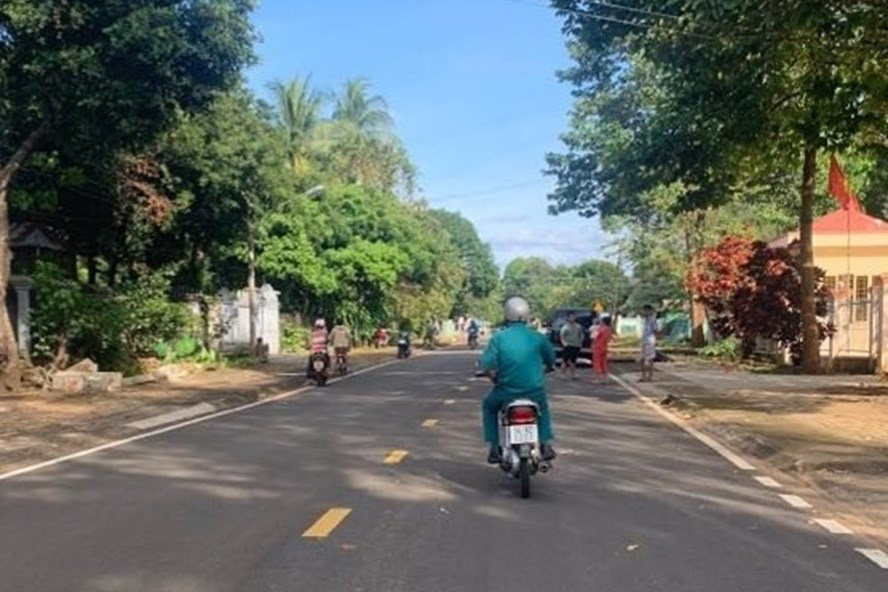 Vừa tan học ra cổng trường một học sinh ở Bình Phước bị đánh tử vong - Ảnh 1. Vừa tan học ra cổng trường một học sinh ở Bình Phước bị đánh tử vong - Ảnh 1.