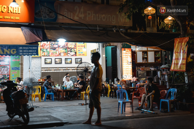 Chùm ảnh: Nếu Sài Gòn là thành phố không ngủ thì Hà Nội sau 0 giờ đêm cũng là một Thủ đô luôn thức - Ảnh 16.