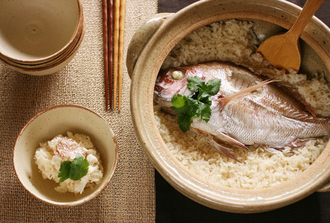 Loại cá mà người Nhật ưa chuộng khiến họ liên tục được WHO xếp hạng sống thọ số 1 thế giới nhờ chế độ ăn, ở Việt Nam cũng có bán rất nhiều  - Ảnh 1.
