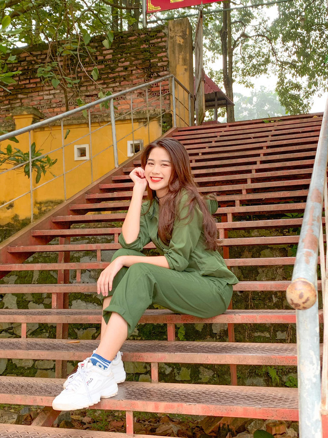 Nhan sắc mộc mạc và nụ cười hút hồn của Tân Hoa hậu Việt Nam 2020 - Ảnh 4.