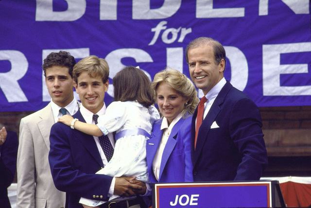 Tiết lộ về tấn bi kịch tưởng không thể vực dậy nổi trong cuộc đời của ứng cử viên Tổng thống Mỹ Joe Biden, từng khiến ông phải gác lại việc tranh cử  - Ảnh 11.