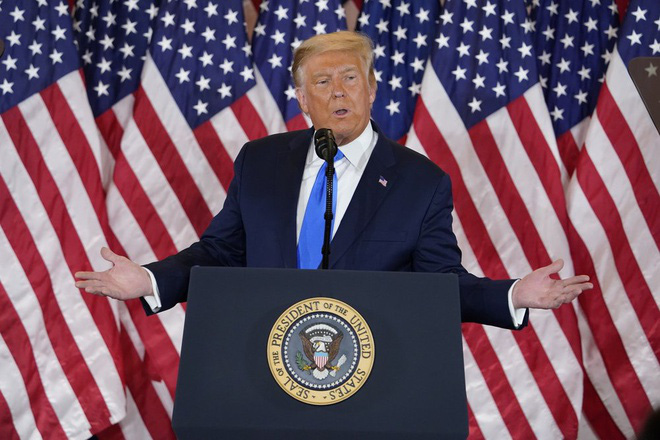 Phe ông Trump lao vào cuộc chiến tại tòa để giữ Nhà Trắng - Ảnh 2. Phe ông Trump lao vào cuộc chiến tại tòa để giữ Nhà Trắng - Ảnh 2.