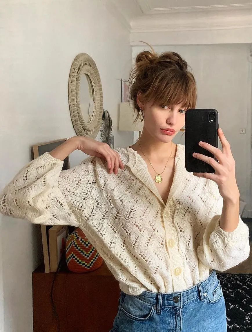 Học phụ nữ Pháp 3 cách diện áo cardigan mỏng tuyệt đẹp - Ảnh 1. Học phụ nữ Pháp 3 cách diện áo cardigan mỏng tuyệt đẹp - Ảnh 1.