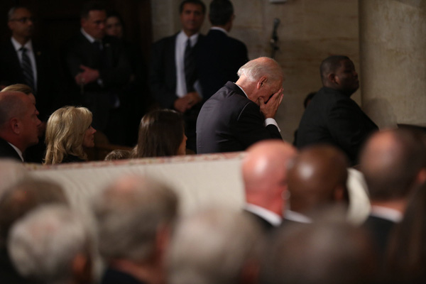 Con trai ông Joe Biden: Người công danh thành đạt nhưng mất sớm, người nghiện ngập làm đau đầu cha - Ảnh 4.