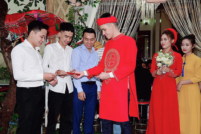 Cô dâu giận tím mặt vì bộ ảnh tiệc cưới phong cách... mất điện, tức nhất là tấm trong nhà hàng - Ảnh 7. Cô dâu giận tím mặt vì bộ ảnh tiệc cưới phong cách... mất điện, tức nhất là tấm trong nhà hàng - Ảnh 7.