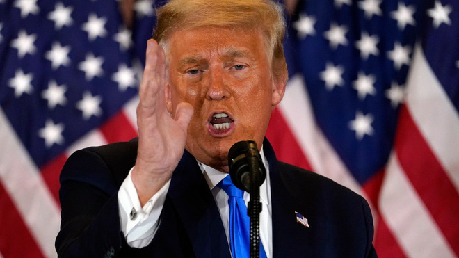 Bị đối thủ tiến sát đến chiến thắng, ông Trump hành động cứng rắn trong cuộc đua phút chót vào Nhà Trắng - Ảnh 3. Bị đối thủ tiến sát đến chiến thắng, ông Trump hành động cứng rắn trong cuộc đua phút chót vào Nhà Trắng - Ảnh 3.