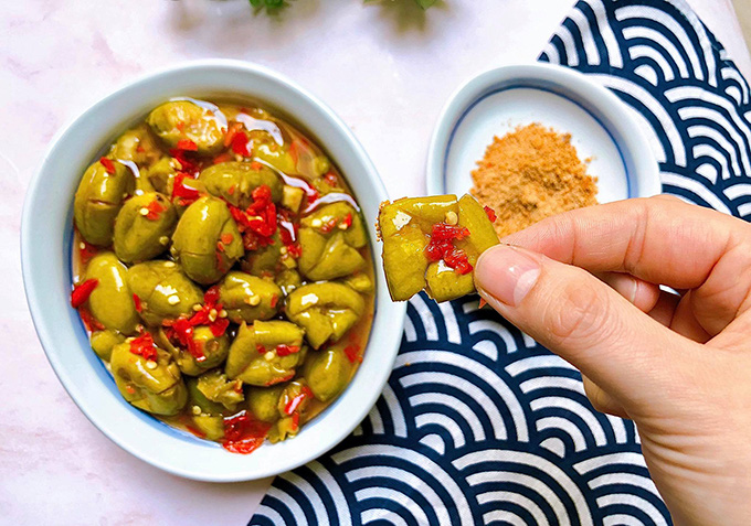 Cách làm món cà na đập mắm đường - Ảnh 3. Cách làm món cà na đập mắm đường - Ảnh 3.