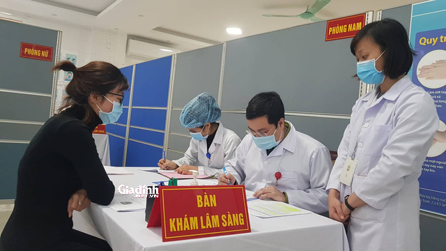 Tiêm vaccine COVID-19 made in Vietnam cho 17 người tiếp theo - Ảnh 1.