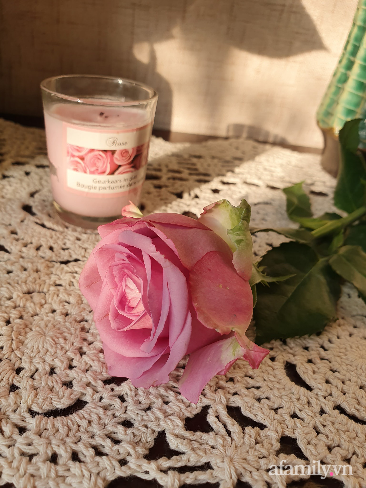 Ban c&ocirc;ng 6m&sup2; đẹp b&igrave;nh dị của chủ nh&acirc;n d&agrave;nh t&igrave;nh y&ecirc;u đặc biệt cho sen đ&aacute; ở H&agrave; Nội - Ảnh 24.