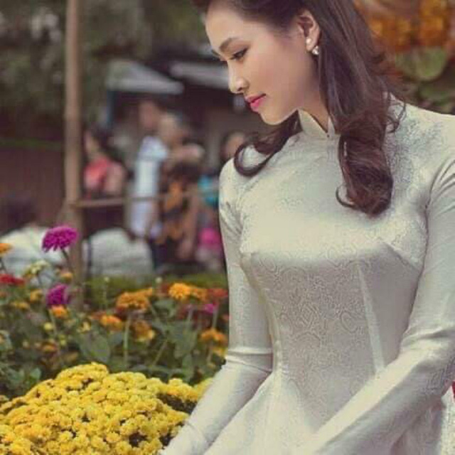 Á hậu Thụy Vân khoe trọn vóc dáng gợi cảm mà nữ tính trong tà áo dài của NTK Vũ Thu Trang - Ảnh 26.