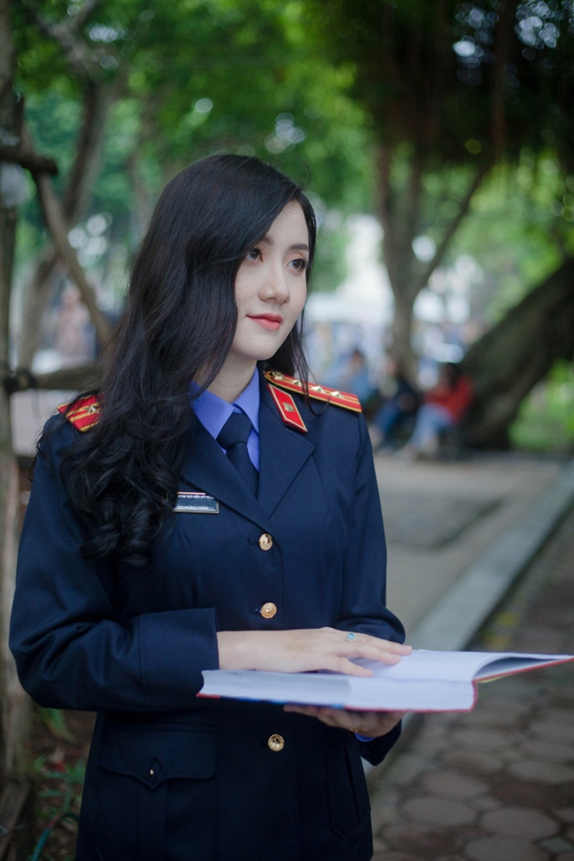 Ngắm vẻ đẹp lấp lánh của hot girl Đại học Kiểm sát Hà Nội - Ảnh 4.
