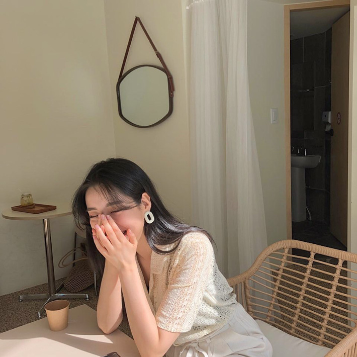 Chỉ là bôi kem dưỡng mà cũng dễ mắc đến 6 sai lầm khiến da ngày một xám xịt, mụn lên triền miên mãi không dứt - Ảnh 3. Chỉ là bôi kem dưỡng mà cũng dễ mắc đến 6 sai lầm khiến da ngày một xám xịt, mụn lên triền miên mãi không dứt - Ảnh 3.