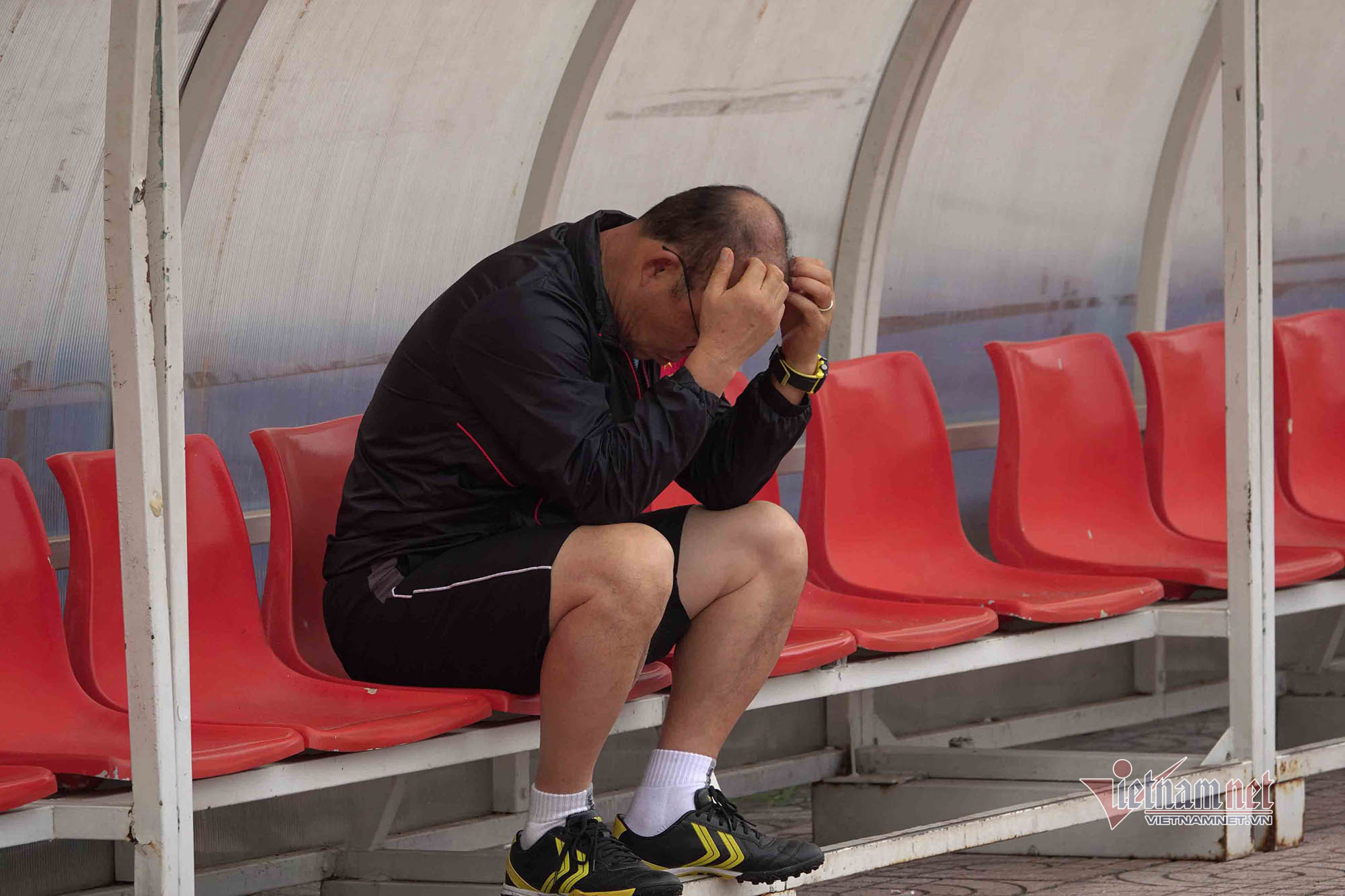 Tuyển Việt Nam: Khó chồng khó, thầy Park biết gỡ thế nào? - Ảnh 2. Tuyển Việt Nam: Khó chồng khó, thầy Park biết gỡ thế nào? - Ảnh 2.