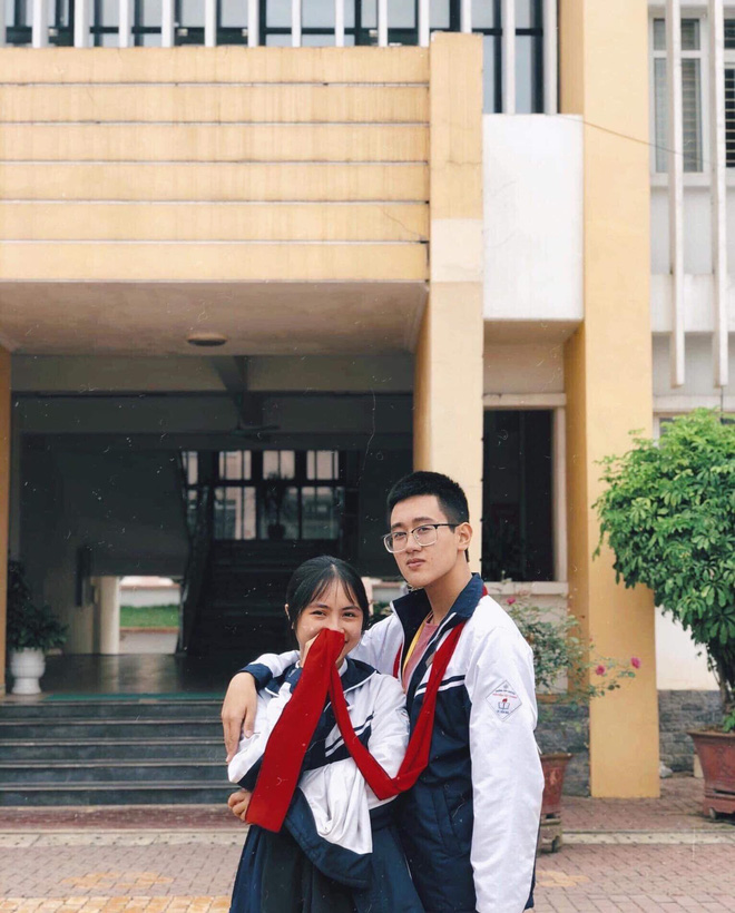 Thí sinh Olympia nhảy dẻo hơn cả con gái trên sóng truyền hình: Ngoài đời cực điển trai, fan cứng của Kpop 10 năm! - Ảnh 6. Thí sinh Olympia nhảy dẻo hơn cả con gái trên sóng truyền hình: Ngoài đời cực điển trai, fan cứng của Kpop 10 năm! - Ảnh 6.