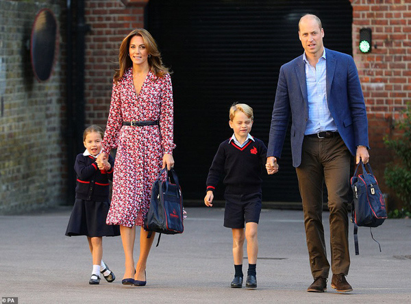 Trường quý tộc của con Hoàng tử  William - Công nương Kate có học sinh nghi nhiễm COVID-19 - Ảnh 1.