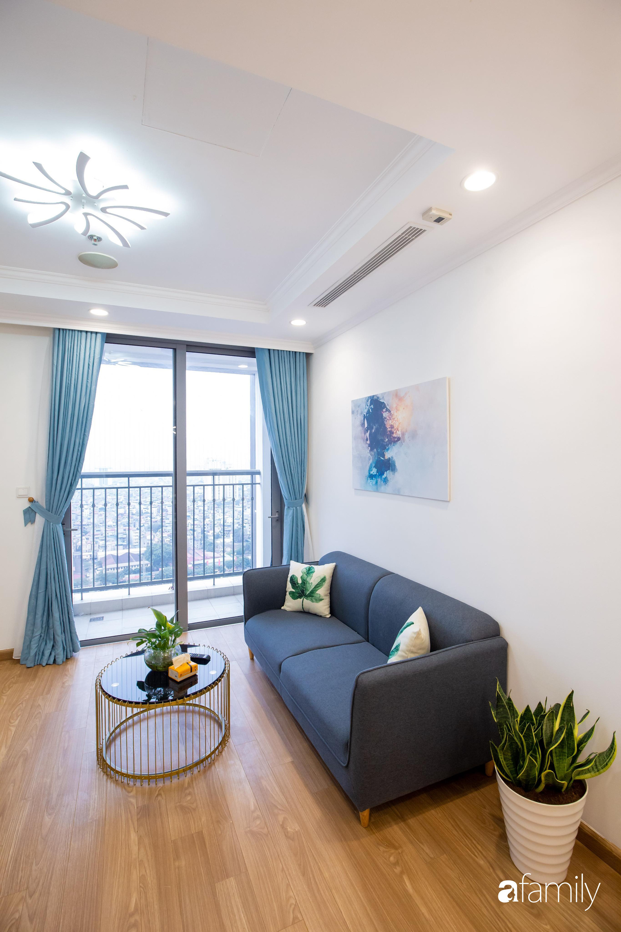 Chỉ vỏn vẹn 56m² nhưng căn hộ nhỏ dưới đây lại rộng thoáng bất ngờ nhờ cách bài trí thông minh của chủ nhà ở Hà Nội - Ảnh 8. Chỉ vỏn vẹn 56m² nhưng căn hộ nhỏ dưới đây lại rộng thoáng bất ngờ nhờ cách bài trí thông minh của chủ nhà ở Hà Nội - Ảnh 8.