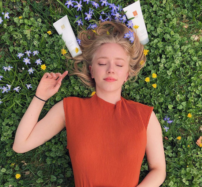 Nhan sắc thay đổi của ‘thiên thần Đan Mạch’ sau 6 năm nổi tiếng - Ảnh 8. Nhan sắc thay đổi của ‘thiên thần Đan Mạch’ sau 6 năm nổi tiếng - Ảnh 8.